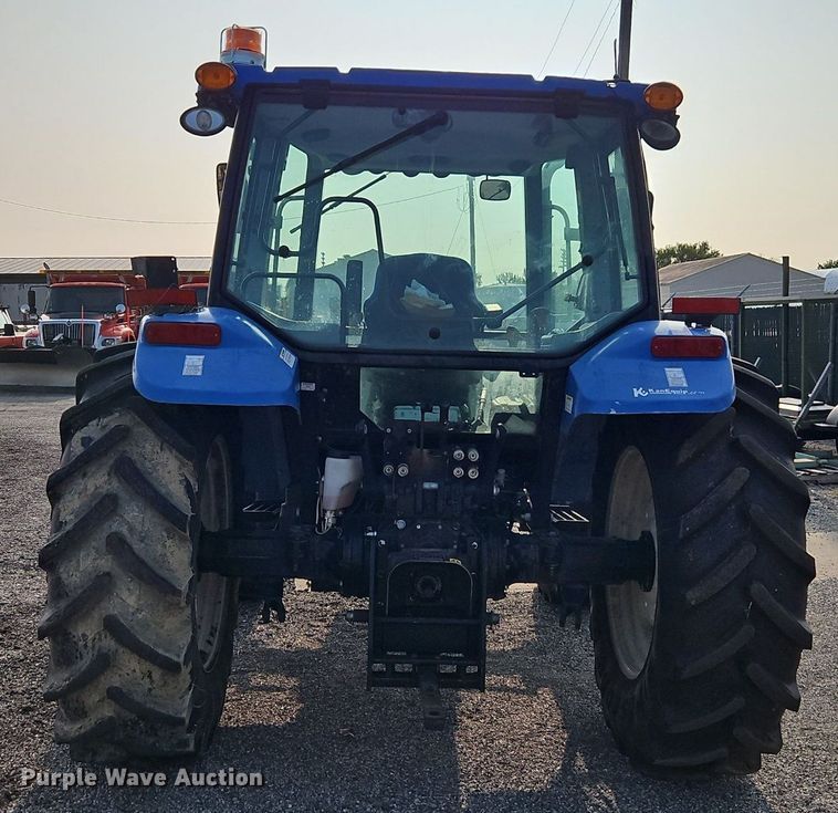image for item EI8354 2011 New Holland T5070 MFWD tractor