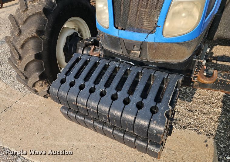 image for item EI8354 2011 New Holland T5070 MFWD tractor