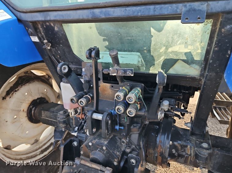 image for item EI8354 2011 New Holland T5070 MFWD tractor