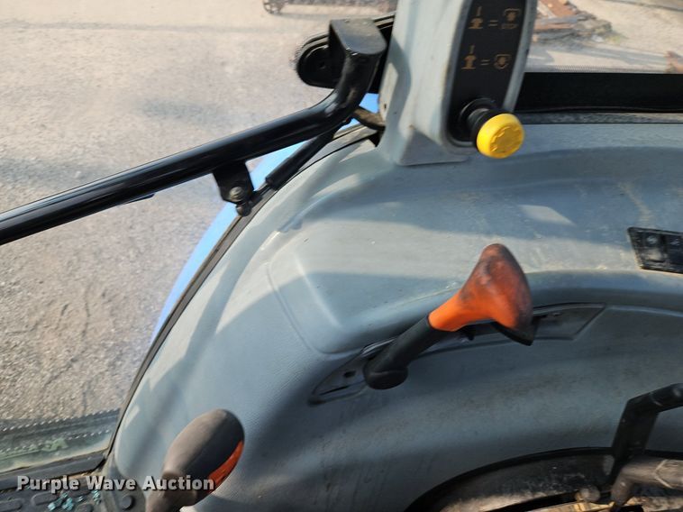 image for item EI8354 2011 New Holland T5070 MFWD tractor