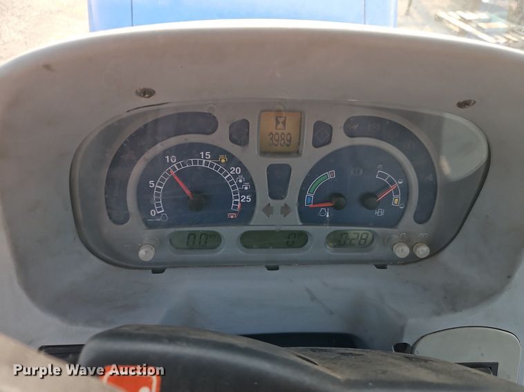 image for item EI8354 2011 New Holland T5070 MFWD tractor