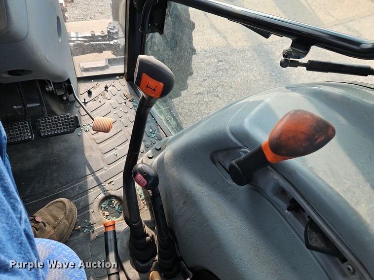 image for item EI8354 2011 New Holland T5070 MFWD tractor