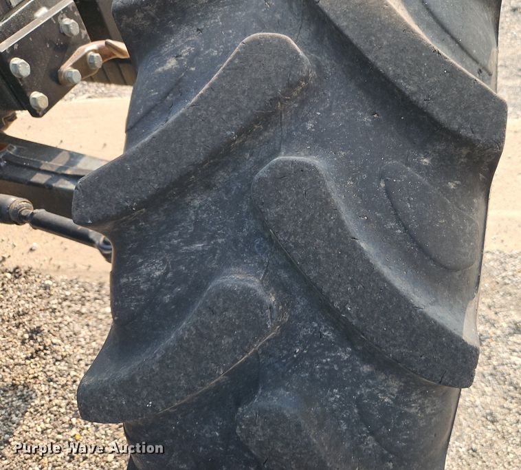 image for item EI8354 2011 New Holland T5070 MFWD tractor