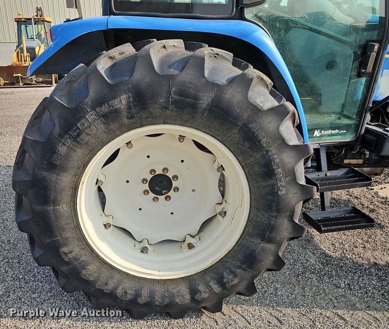 image for item EI8354 2011 New Holland T5070 MFWD tractor