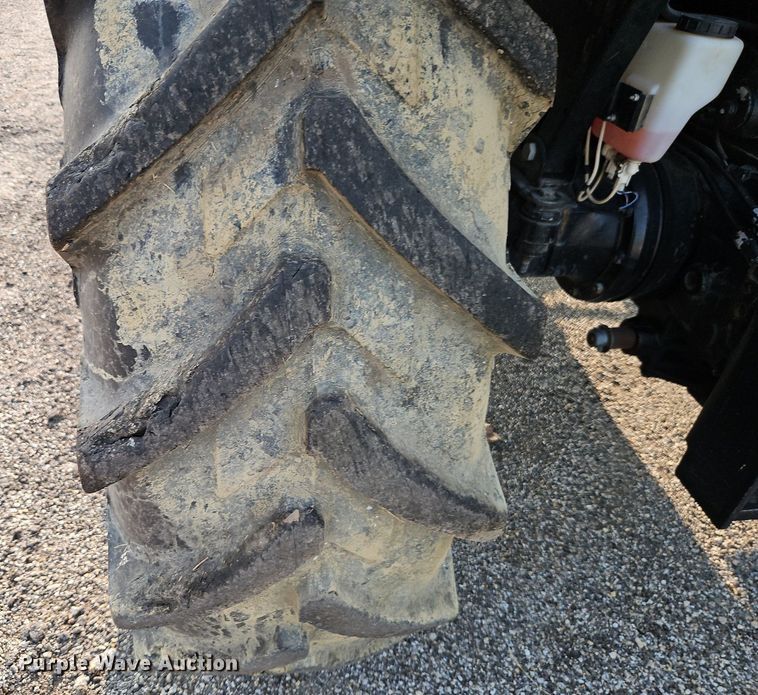 image for item EI8354 2011 New Holland T5070 MFWD tractor