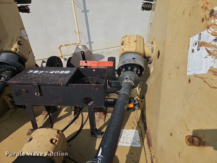 image for item EI8355 2009 Land Pride RCBM6615 batwing rotary mower