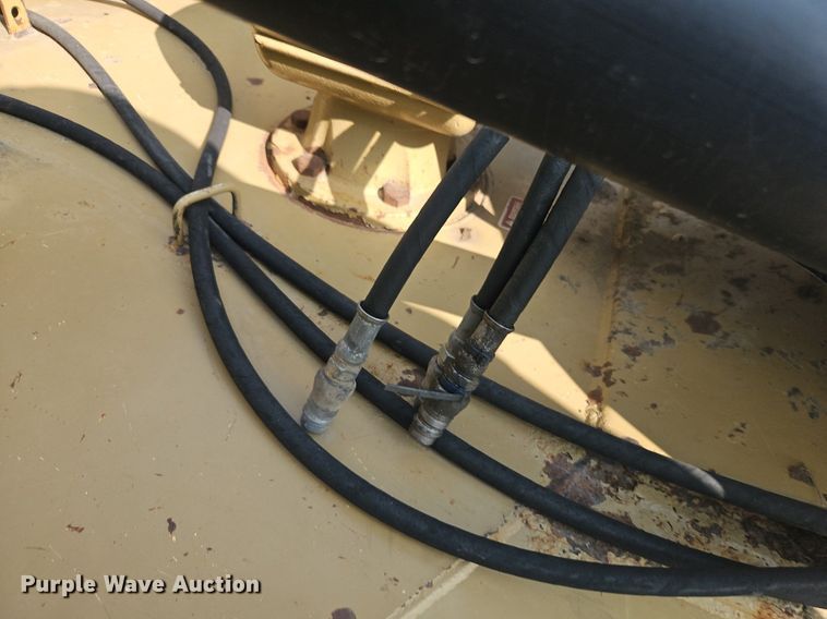 image for item EI8355 2009 Land Pride RCBM6615 batwing rotary mower