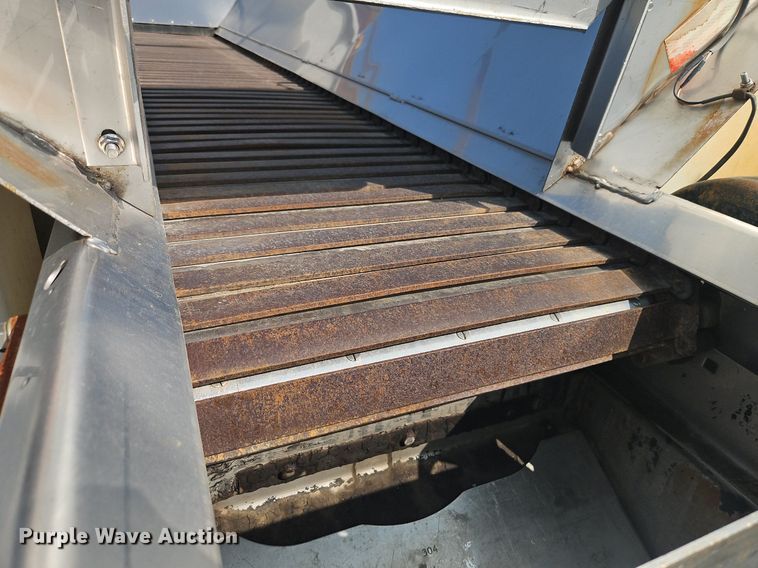 image for item EI8356 2007 International 7400 dump truck