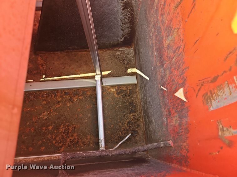 image for item EI8356 2007 International 7400 dump truck