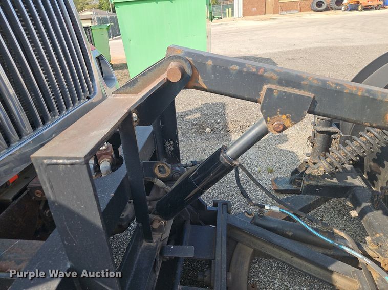 image for item EI8356 2007 International 7400 dump truck