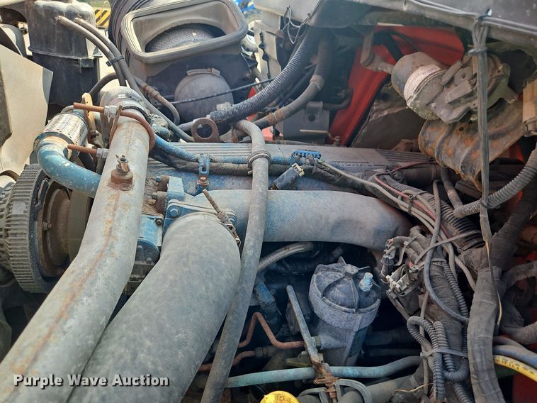 image for item EI8356 2007 International 7400 dump truck