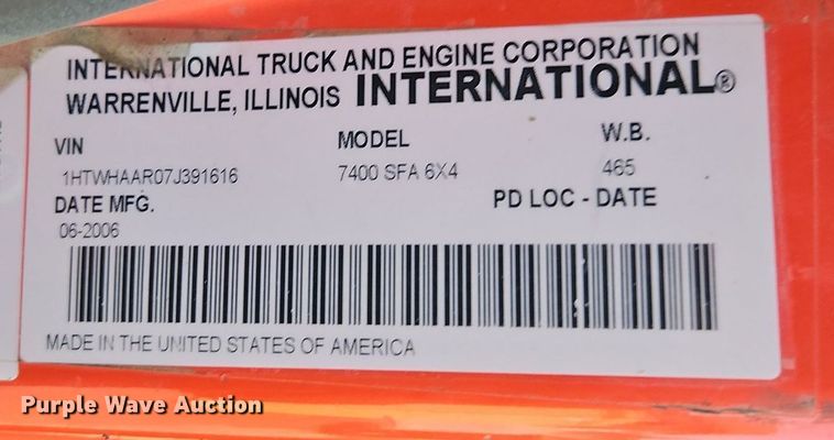 image for item EI8356 2007 International 7400 dump truck