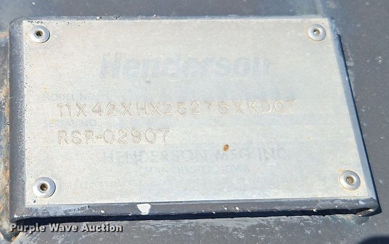 image for item EI8357 2005 International 7400 dump truck