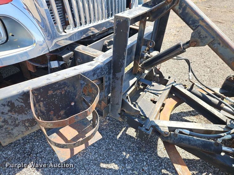 image for item EI8357 2005 International 7400 dump truck