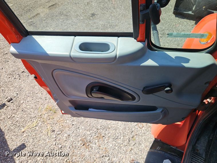 image for item EI8357 2005 International 7400 dump truck