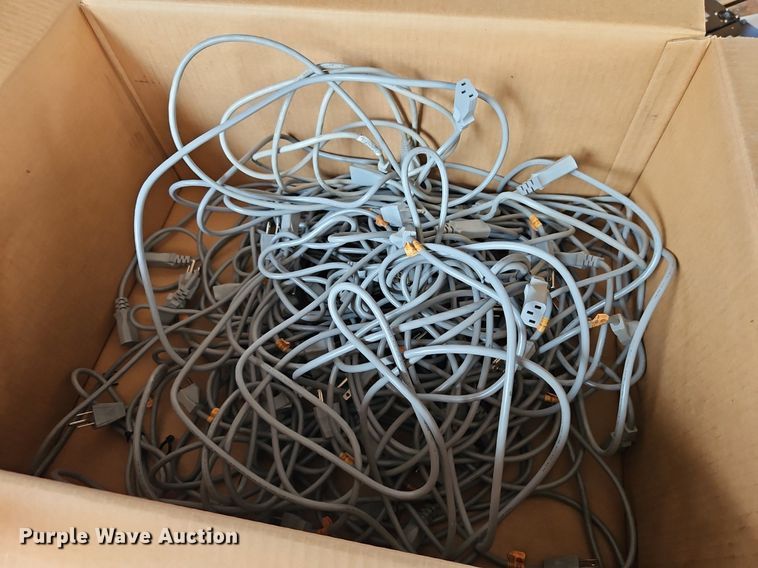 image for item EI8361 (22) Vertex Standard  VXR-7000UD radios