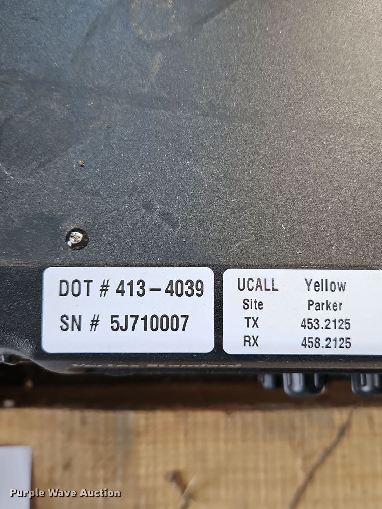 image for item EI8361 (22) Vertex Standard  VXR-7000UD radios