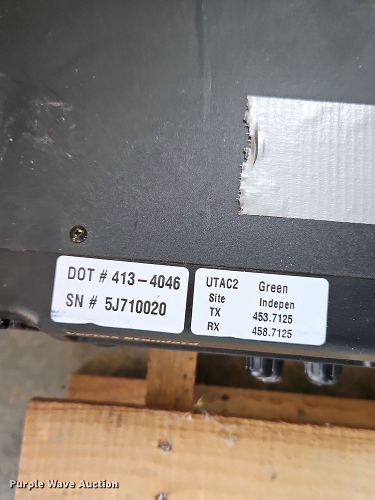 image for item EI8361 (22) Vertex Standard  VXR-7000UD radios