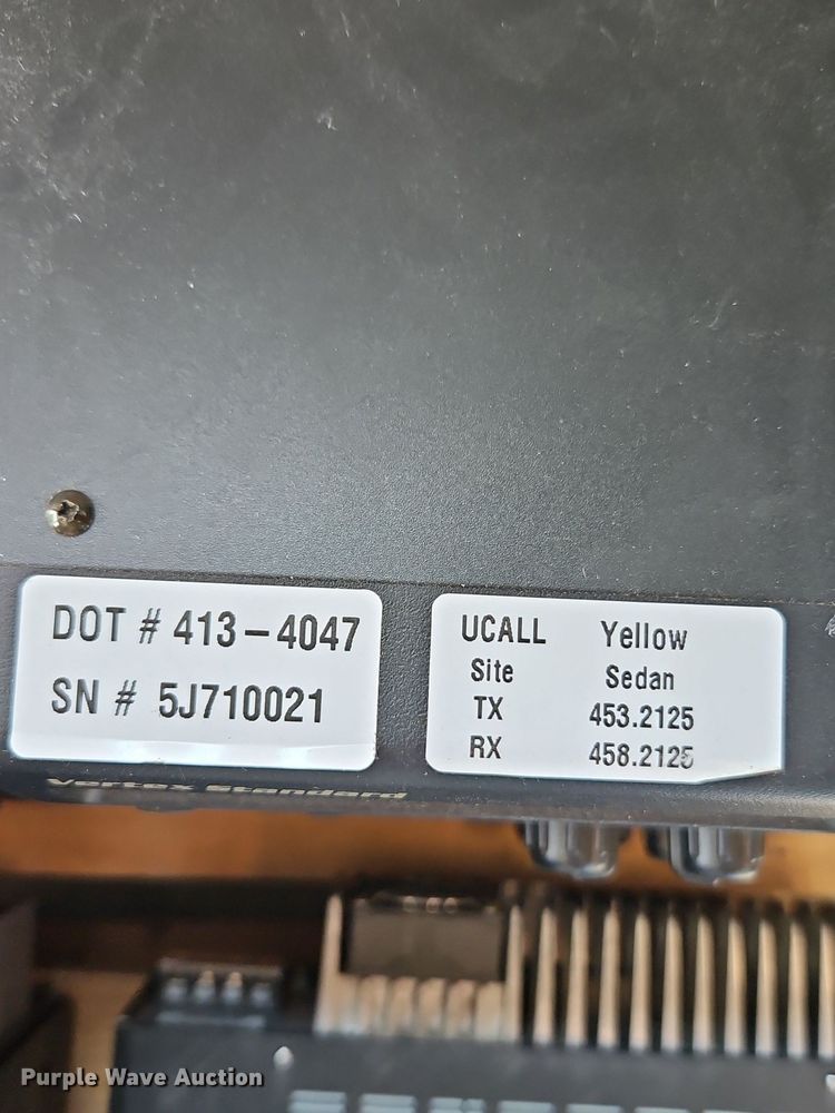 image for item EI8361 (22) Vertex Standard  VXR-7000UD radios