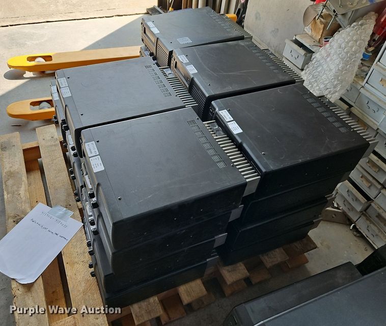 image for item EI8362 (22) Vertex Standard VXR-7000V radios