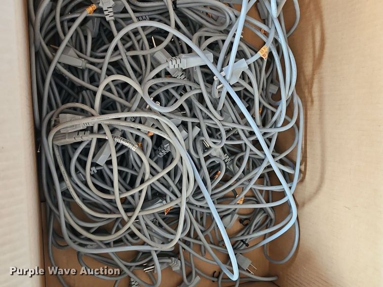 image for item EI8362 (22) Vertex Standard VXR-7000V radios