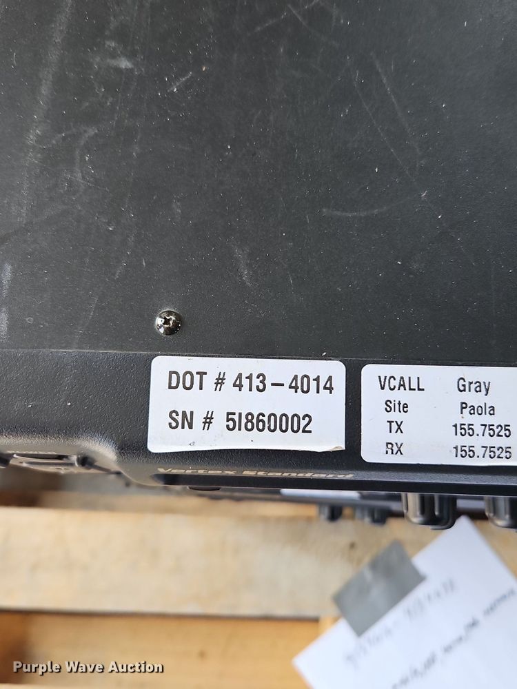 image for item EI8362 (22) Vertex Standard VXR-7000V radios