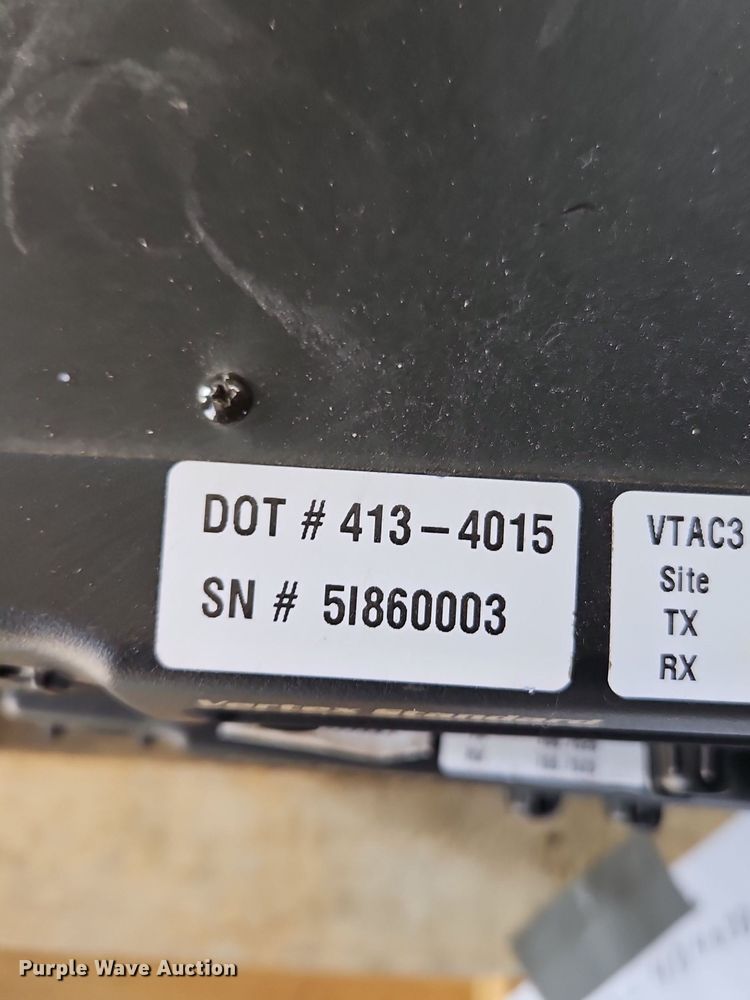 image for item EI8362 (22) Vertex Standard VXR-7000V radios