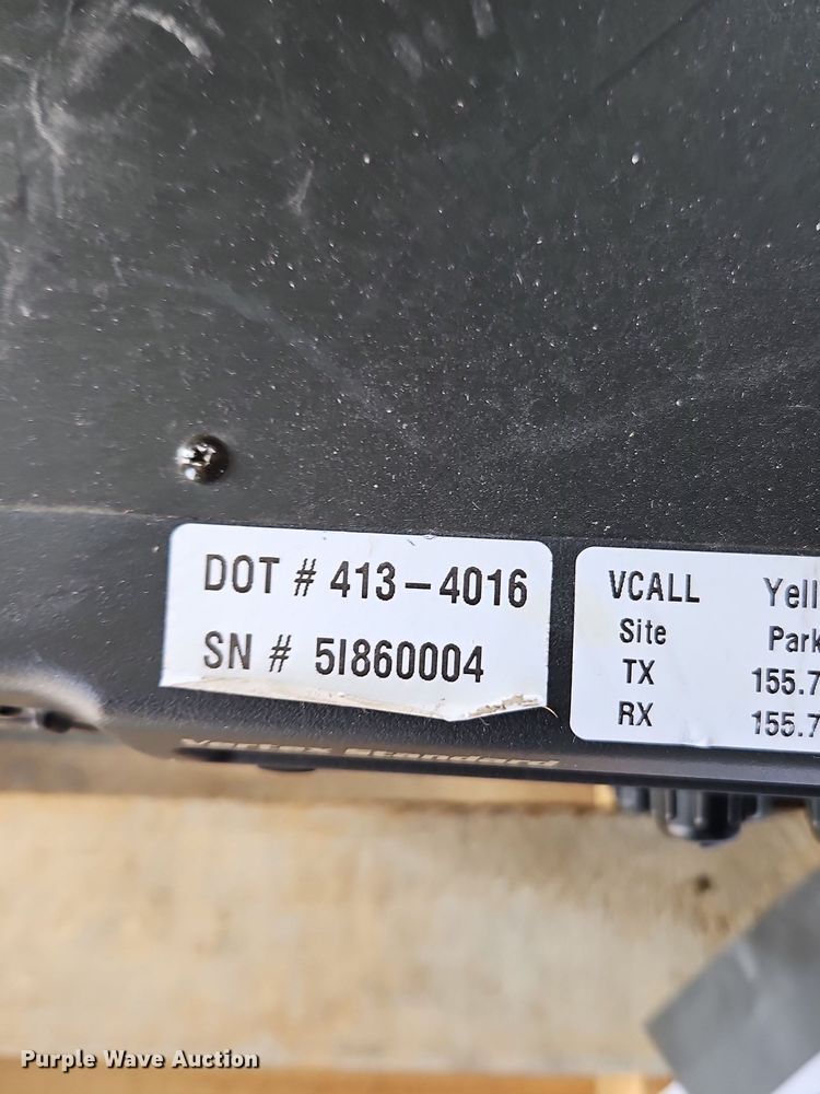 image for item EI8362 (22) Vertex Standard VXR-7000V radios