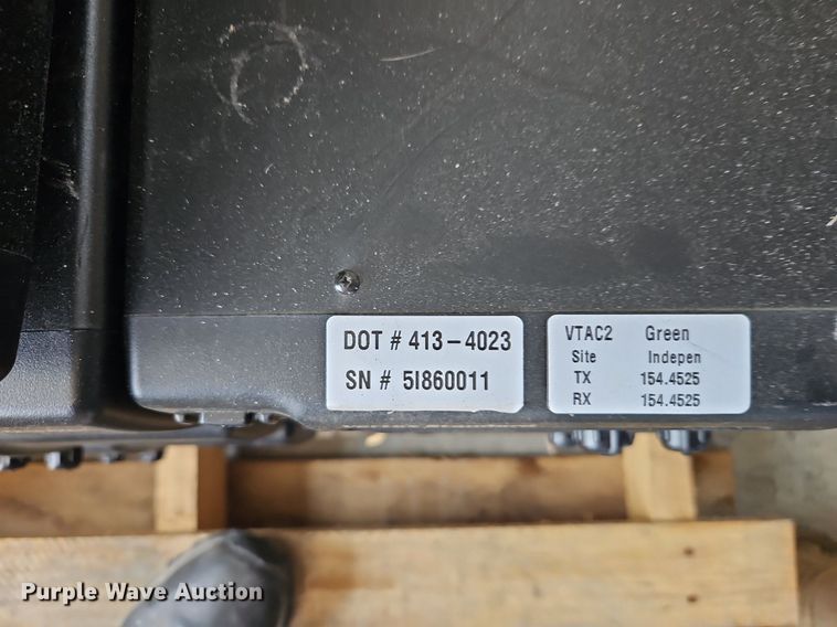 image for item EI8362 (22) Vertex Standard VXR-7000V radios