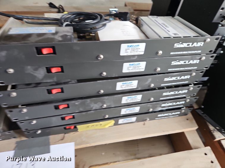 image for item EI8363 (10) Sinclair RM305-204S1B radio receivers