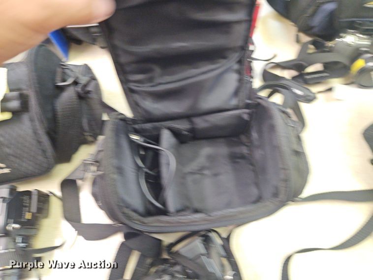 image for item EI8367 (5) cameras