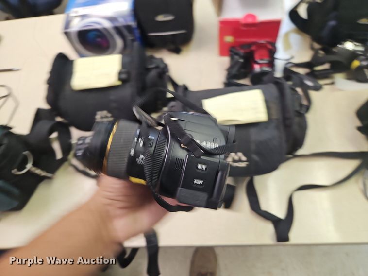 image for item EI8367 (5) cameras