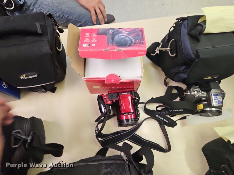 image for item EI8367 (5) cameras