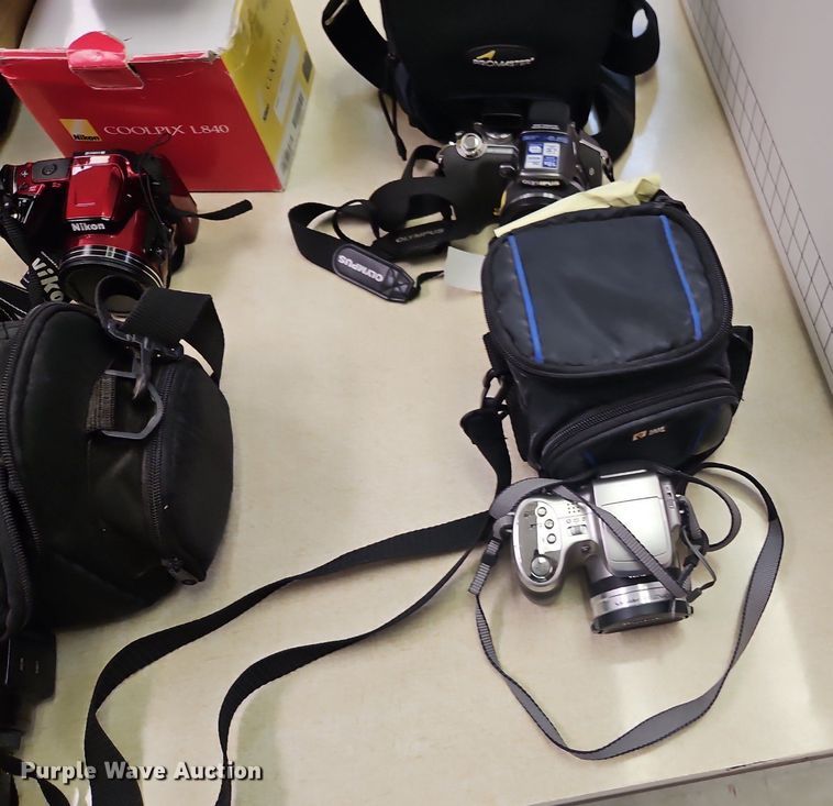 image for item EI8367 (5) cameras