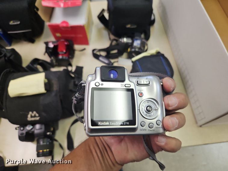 image for item EI8367 (5) cameras