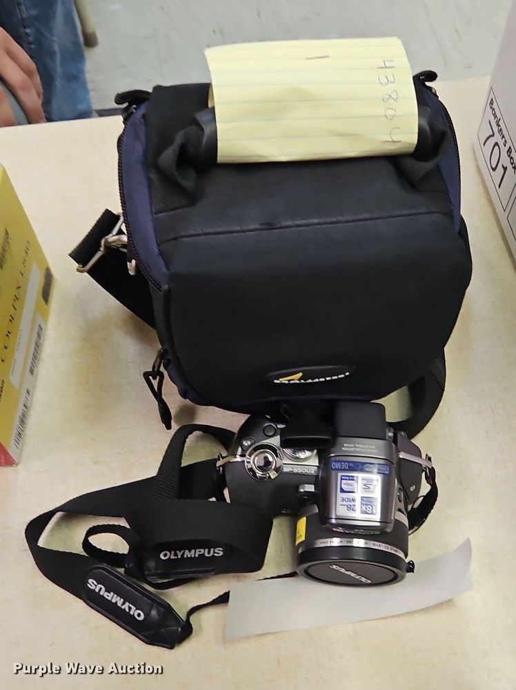 image for item EI8367 (5) cameras