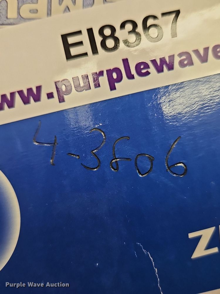 image for item EI8367 (5) cameras