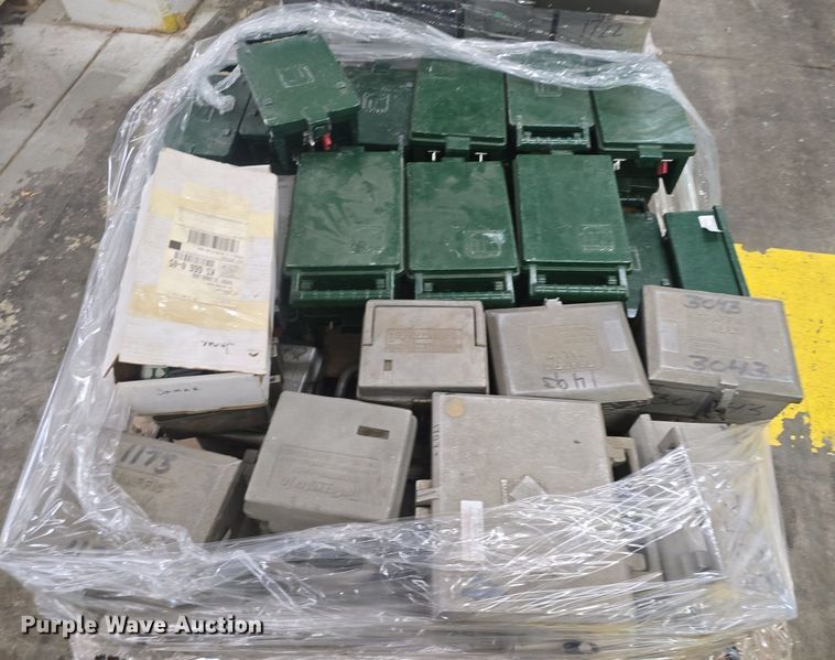 image for item EK2047 Electronics