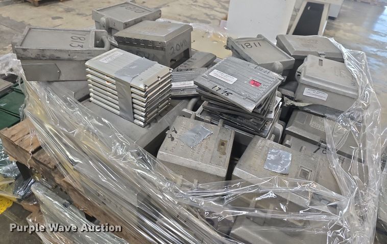 image for item EK2047 Electronics