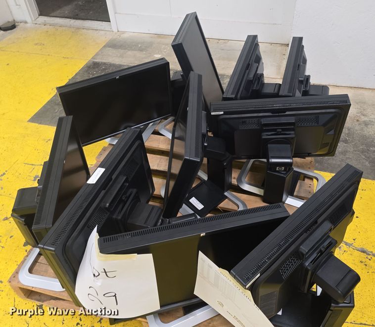 image for item EK2060 (10) HP monitors