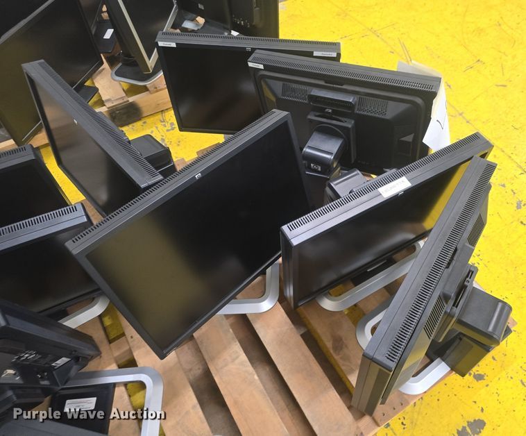 image for item EK2060 (10) HP monitors
