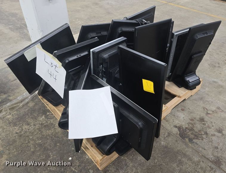 image for item EK2075 (15) HP monitors