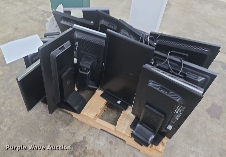 image for item EK2075 (15) HP monitors