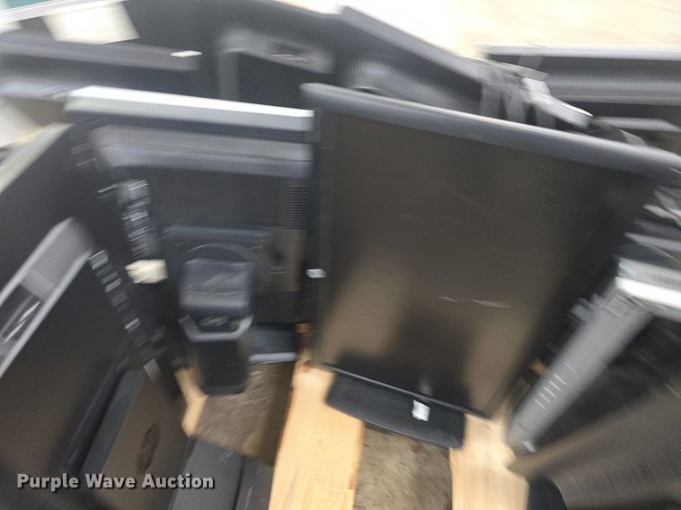 image for item EK2075 (15) HP monitors