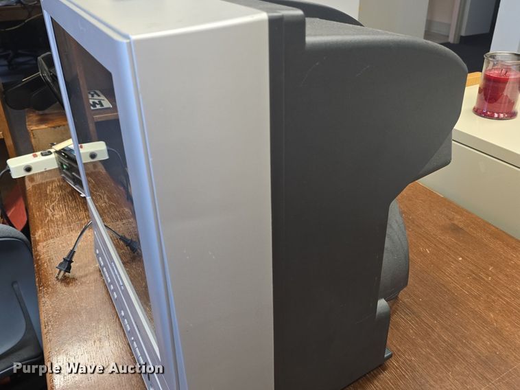 image for item EK2079 Magnavox MWC20T6A television