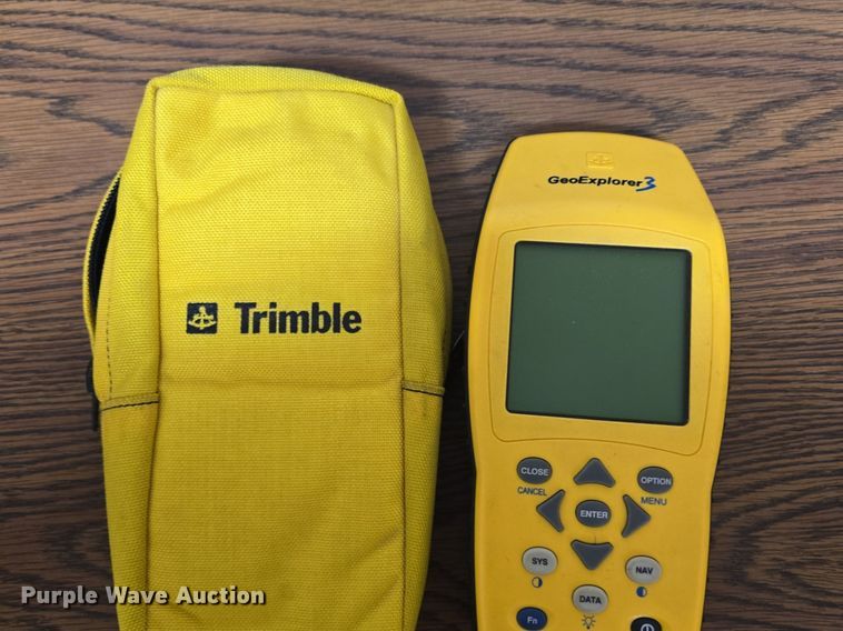 image for item EK2081 (3) Trimble GPS