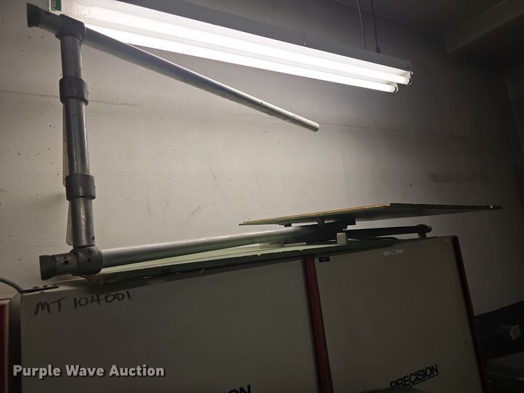 image for item EK2083 Laboratory equipment