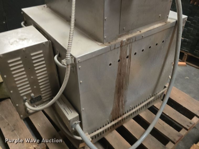 image for item EK2084 Gilson HM-378 oven