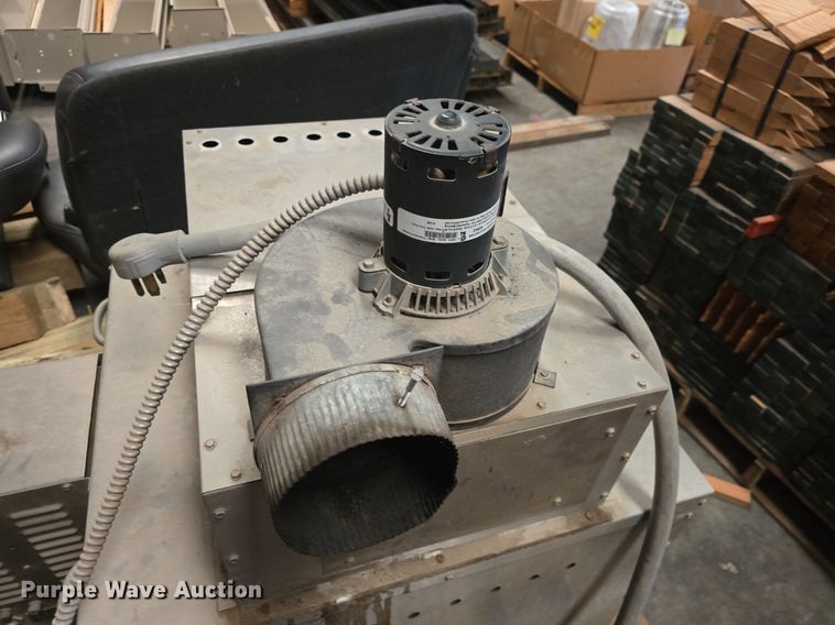 image for item EK2084 Gilson HM-378 oven