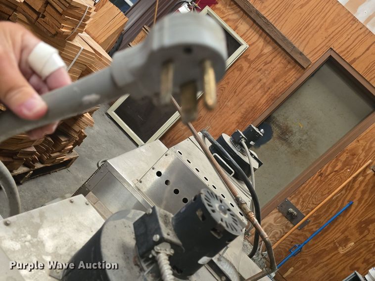 image for item EK2084 Gilson HM-378 oven